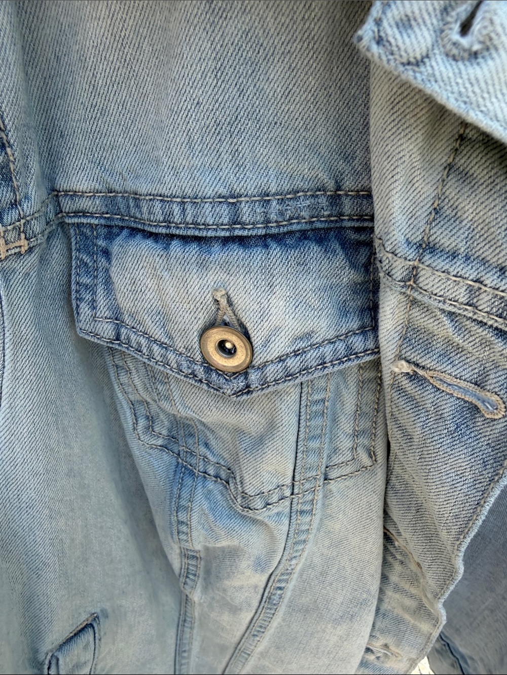 STYLUS Distressed Light Blue Denim Trucker Jacket - Picture 4 of 8